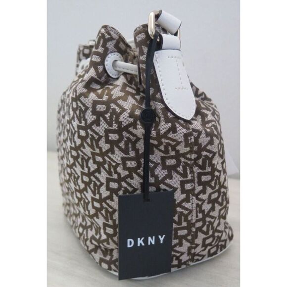 DKNY R11JFE13 White/Brown Signature Jacquard Noho Bucket Shoulder Bag $198 - Picture 6 of 13